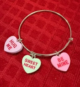 Brazalete Candy Hearts Expandible Plateado Nuevo en Caja REGALO Estilo 2 - Imagen 1 de 3