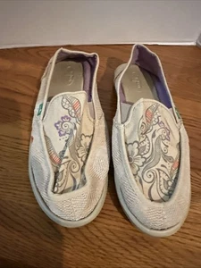 Mocasín Sanuk Surfers estampado crudo para mujer talla 11 - Imagen 1 de 4