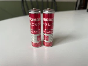 Pair of Vintage Panasonic AA Long Life Batteries - Picture 1 of 5