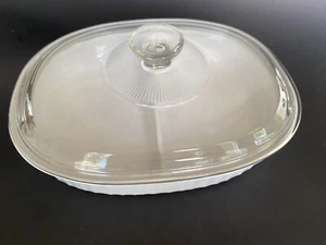 CORNING WARE FRENCH WHITE F-6-B  1.8 LT. MC-6-B  OVAL DIVIDED DISH W / GLASS LID - Picture 1 of 4