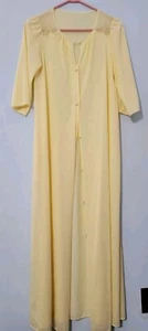 Vtg Vanity Fair Robe Long Sheer Pale Yellow Button up Lace Trim Embroidery USA - Picture 1 of 8