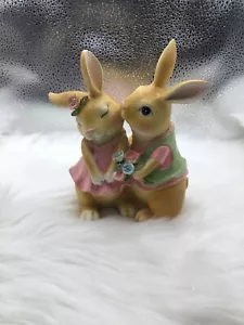 NEW Hodao Easter Bunny Rabbits Couple Decor Spring Decor Figurine 6 x 4 inch - Picture 1 of 5