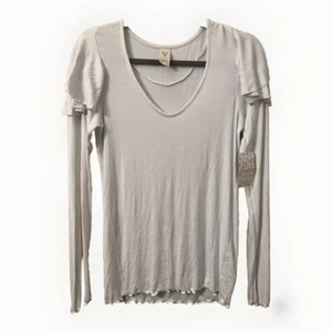 We The Free People Women’s Size Large White Long Sleeve V Neck Ruffle Stretch - Picture 1 of 6
