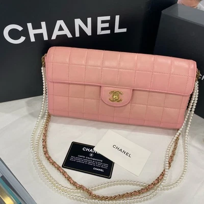 Bolso de hombro Chanel clásico con solapa logotipo CC cadena con correa de perlas rosa para mujer Foto 1 de 4
