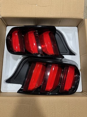 *Luces traseras OEM 2015-2017 Ford Mustang S550 2015 2016 2017* Foto 1 de 4
