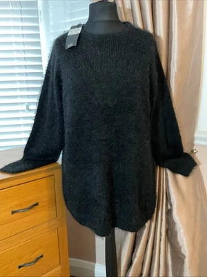 Be You (Frasers) Fluffy Eyelash Knitted Long Crew Neck Jumper Sz 8/10 NWT RP£20 - Image 1 of 4