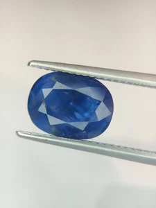 4.05 Cts A BEAUTIFUL AND VERY GORGEOUS BLUE SAPPHIRE OVAL SHAPE ! - Picture 1 of 6