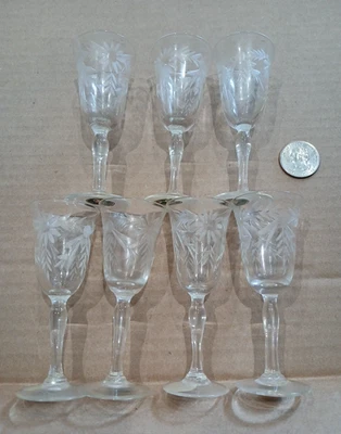 Conjunto Vintage de Copos Sasaki Floral Gravado de 7 – 3,75 Polegadas Feito no Japão Ocupado - Imagem 1 de 4