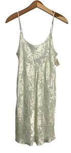 Vintage Neiman Marcus Green Lime NWT OLD STOCK M NIGHTGOWN LINGERIE VELOUR