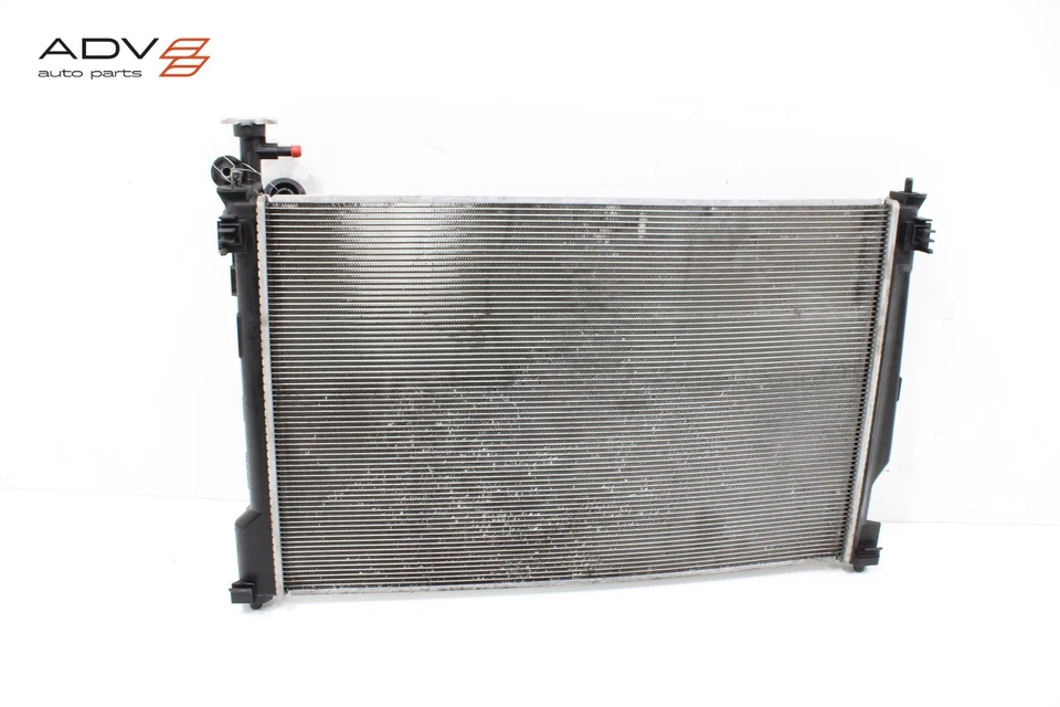 Toyota Venza 2021-2022 2,5 L motor refrigerante radiador de refrigeración OEM Foto 1 de 4