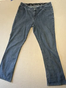 Wrangler Jeans Women’s Size 20WL Mid Rise Bootcut Denim Medium Wash - Picture 1 of 9