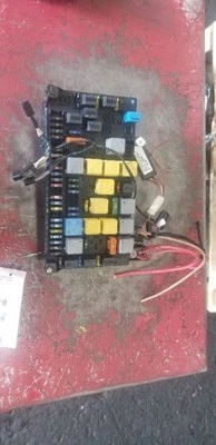 Motor caja de fusibles 163 tipo ML500 compatible con 98-05 MERCEDES CLASE ML 543344 Foto 1 de 4