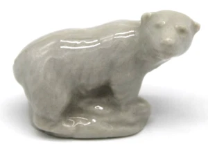 Vintage Wade Whimsies White Polar Bear Figurine from Red Rose Tea England - Picture 1 of 9