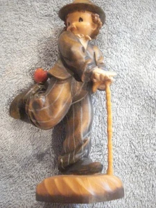 VINTAGE ANRI HANDCARVED WOOD FIGURINE "STEPPING OUT" (6" TALL - SIGNED)) - Picture 1 of 7