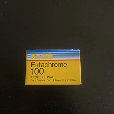 KODAK EKTACHROME 100 PROFESSIONAL COLOR REVERSAL FILM - ISO 100 - EPN 135-36 - Image 1 of 4