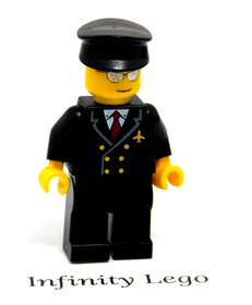 LEGO Airline Pilot Minifigure City Airport Promotional Minfigure (2928)