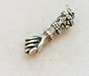 VINTAGE BLACK PANTHER FIST STERLING - Picture 1 of 5