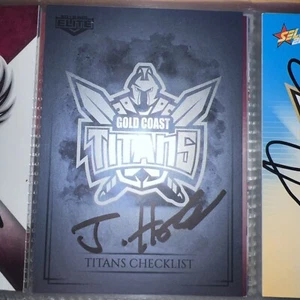 Justin Holbrook Signed 2018 Elite Parallel NRL card logo Gold Coast Titans - Picture 1 of 1