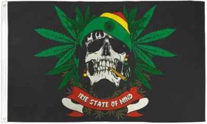 Rasta Calavera 3x5 pies Poli Bandera Irie Estado de Mente Marihuana Dispensario Dormitorio Bandera - Imagen 1 de 4