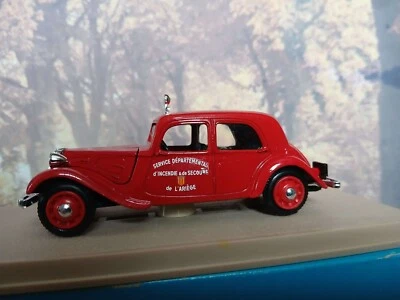 1/43 Eligor (France)  Citroen berline 1948 traction - Image 1 of 4