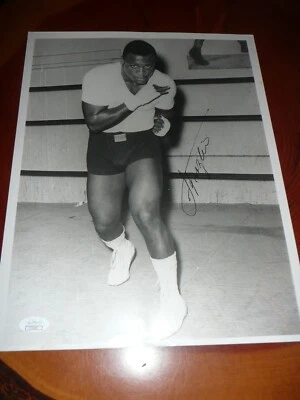 Boxing! Joe Frazier Autographed 11x14" Photo! JSA - Image 1 of 3