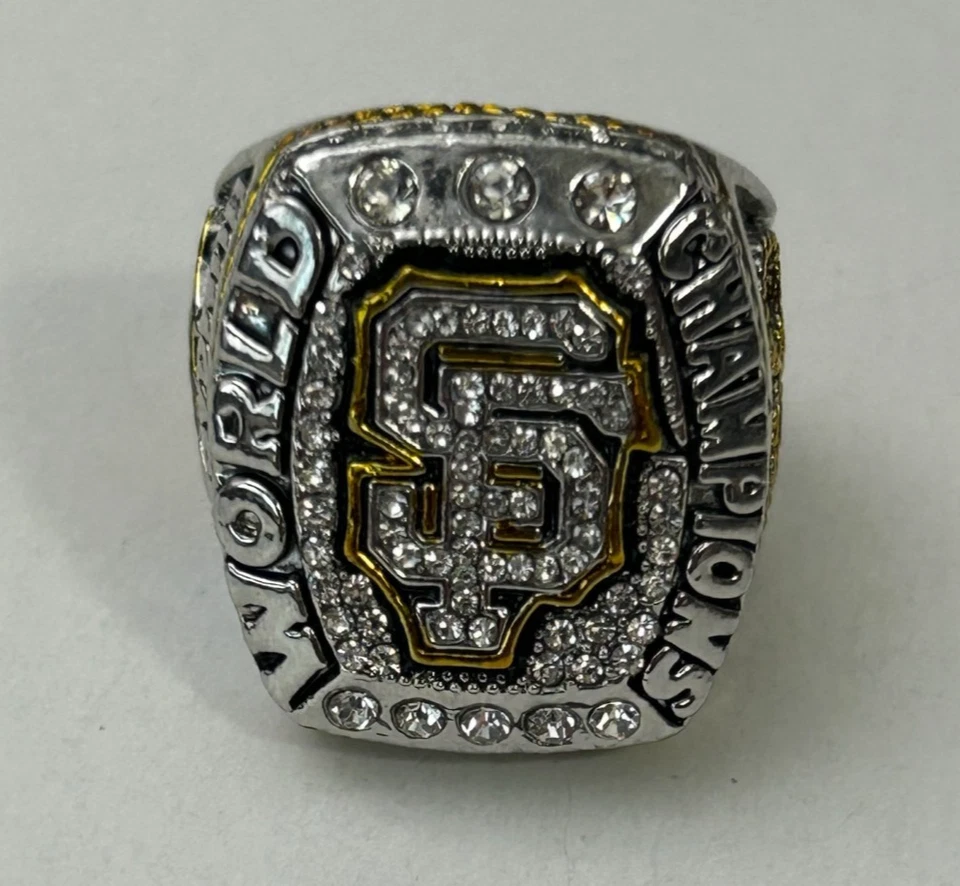 2014 San Francisco Giants World Series Champion Replica Ring Madison Bumgarner - Image 1 of 4