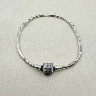 Pandora Plata Esterlina Cierre Pavé Firma Barril Dije Pulsera 8.5 pulgadas Foto 1 de 4