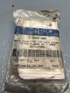 Johnson Controls V-9999-608 Confezione Anello per Steli da 1/4" con Attuatori V-3000 - Foto 1 di 2