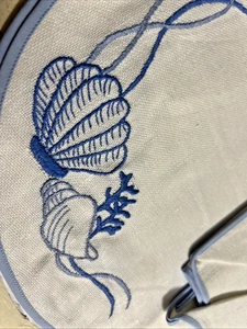 Vintage Embroidered Seashell Placemat & Napkin Set 4 Pieces Coastal Blue & White - Picture 1 of 4