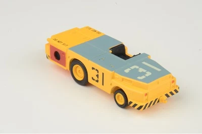 Hobby Master 1/72 MD-3 Mule Tow Tractor USN - Image 1 of 2