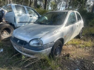 1998 Holden Barina SB Wiper Linkage Driver Passenger 94-01 Corsa B #B422 - Picture 1 of 12