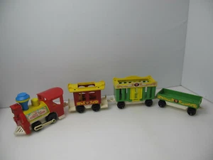 Vintage Fisher Price Little People 991 4 Pieces Play Family Circus Train - Picture 1 of 11