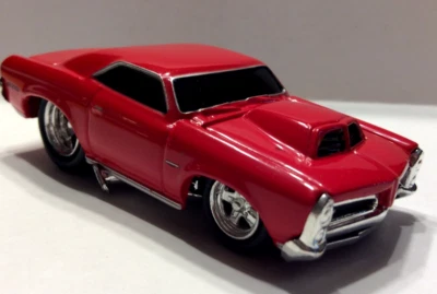 MUSCLE MACHINES 1966 PONTIAC GTO - 1/64 DIECAST 66 GTO - - Image 1 of 4