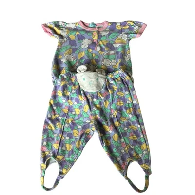 Body y pantalones estribo Bright Future de colección para bebé niña talla 6-9 meses púrpura gato Foto 1 de 4