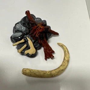 Bullyland 58365 Fire Pit Campfire with Tusk Fireplace Plain Folk Figure - Picture 1 of 3