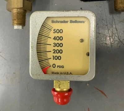 Schrader Bellows 500 psig Hydraulic Pressure Gauge - Image 1 of 3