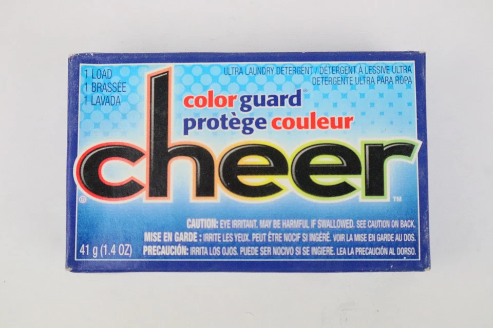 VTG Cheer Color Guard Ultra Laundry Detergent / 1 Load / 1.4oz - Image 1 of 1