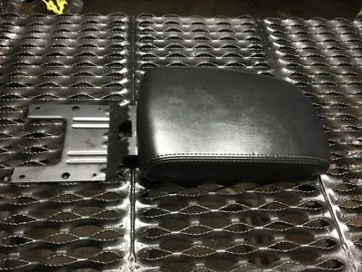 Nissan Máxima 2006 2007 2008 reposabrazos reposabrazos consola central fabricante de equipos originales Foto 1 de 4