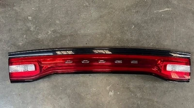 OEM, TRUNK TAILLIGHT ASSEMBLY, 2011-2014 DODGE CHARGER Foto 1 de 4