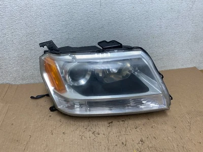 Faro halógeno Rh pasajero derecho Suzuki Grand Vitara 2006 2013 DEPO R1335 DW Foto 1 de 4