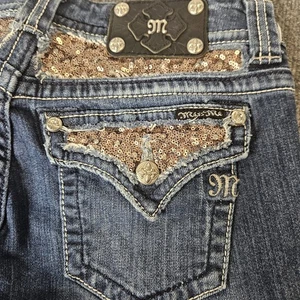 Pantalones de mezclilla Miss Me Y2k ajustados talla 29 embellecidos bolsillos de lentejuelas tiro bajo azul - Imagen 1 de 11