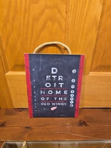 Detroit Red Wings Sign - Picture 1 of 2