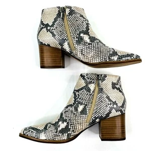 Lucky Brand Damen-Stiefelette Größe 7,5 LK-Jeisa Natural Jame Schlange spitz zulaufend neu - Bild 1 von 11