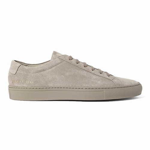 Scarpe casual basse in camoscio Common Projects nuove adatte sia per uomo che per donna