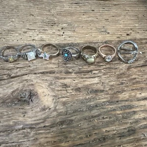 7 Vintage Costume Rings  - Picture 1 of 18