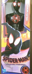 Marvel Spider Man Miles Morales Across The Spider Verso 12" Figura Caja Dañada - Imagen 1 de 7