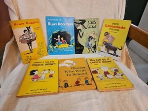 VINTAGE CHILDREN'S PAPERBACK BOOK LOT OF 7-HENRY HUGGINS, LITTLE WITCH 1950-1970 - Picture 1 of 6
