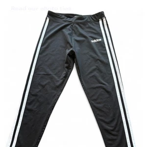 Adidas Girls Leggings Black Cropped Size Large 14 YOUTH - Picture 1 of 4