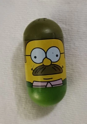 VINTAGE SPIN MASTER 2004 THE SIMPSONS MIGHTY BEANZ NUMBER 8 NED FLANDERS BEAN - Image 1 of 4