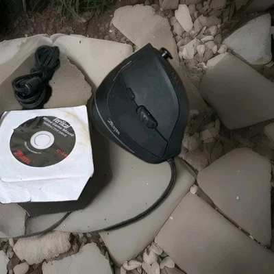 Zelotes C-18 Ergonomic Vertical  Wired RGB Gaming Mouse In Box - Image 1 of 4